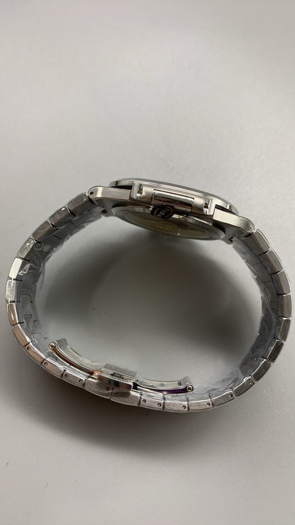 Patek Philippe Nautilus 5811/1G-001 Or Blanc Cadran Bleu (2025)