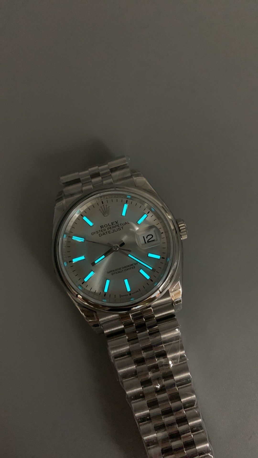 Rolex Datejust 41 126300 Acier Inoxydable Cadran Argent Oyster (2025)