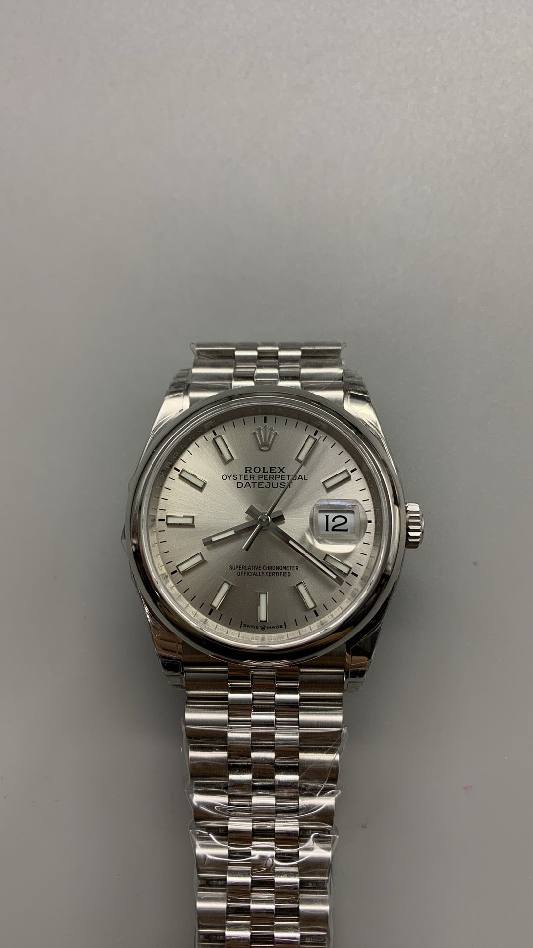 Rolex Datejust 41 126300 Acier Inoxydable Cadran Argent Oyster (2025)