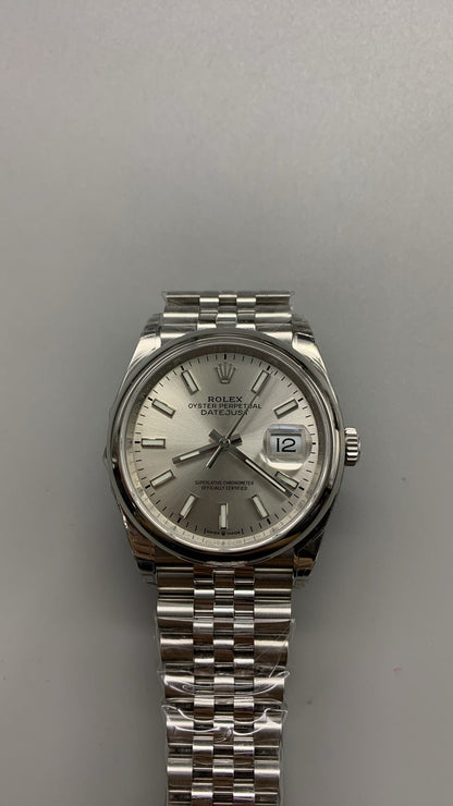 Rolex Datejust 41 126300 Acier Inoxydable Cadran Argent Oyster (2025)