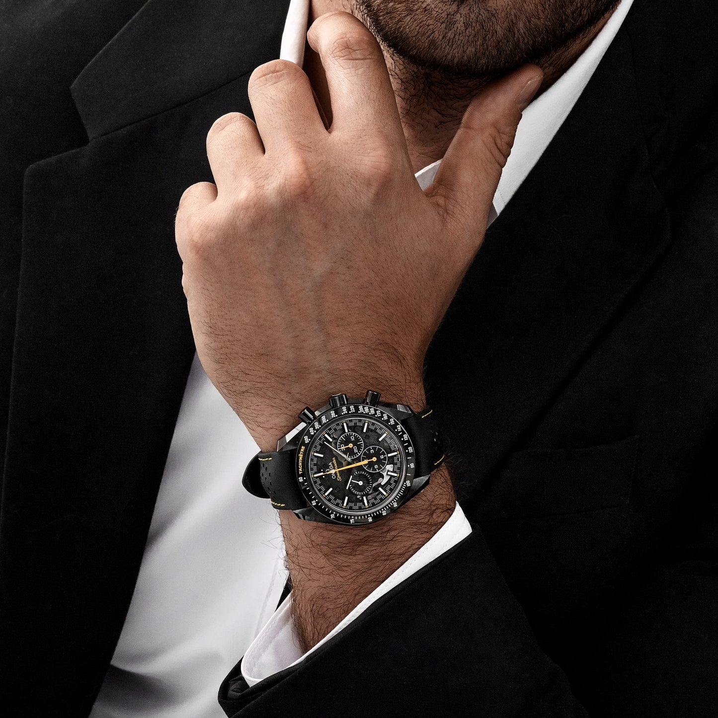 Omega Speedmaster 311.92.44.30.01.001 Dark Side of the Moon Apollo 8 Edition Céramique Noire Cadran Noir (2021)