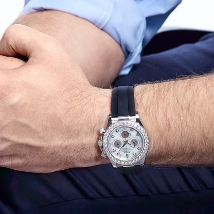 Rolex Daytona 126589RBR Or Blanc Cadran Nacre Diamants Lunette Diamants