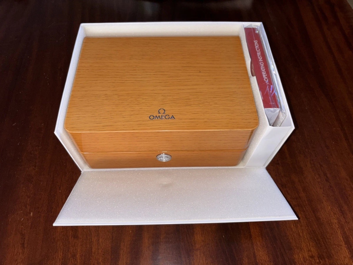 Omega Uhrenbox